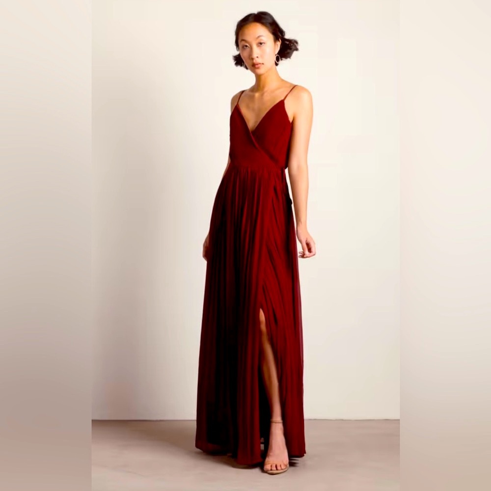 Soieblu Women’s Wrap Around Burgundy Gown Maxi Dress. Size M. SKU 267